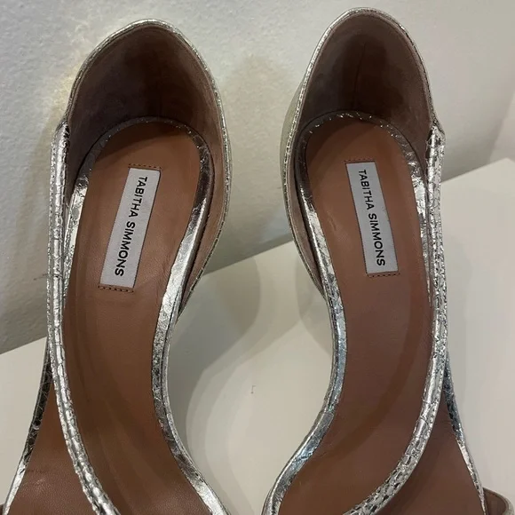 Tabitha Simmons Nile strappy heel in python - Picture 4 of 7